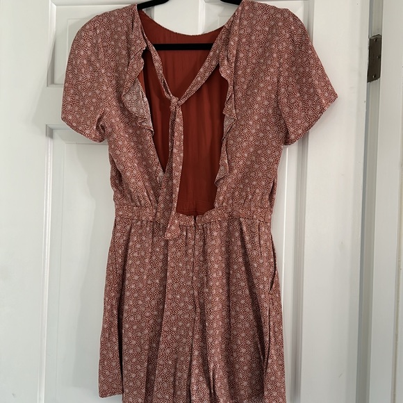 Abercrombie Romper with open back - Picture 4 of 4